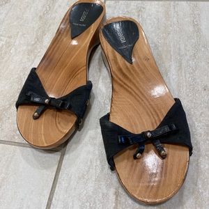 Fendi Zucchino sandals black size 8.5 💯authentic